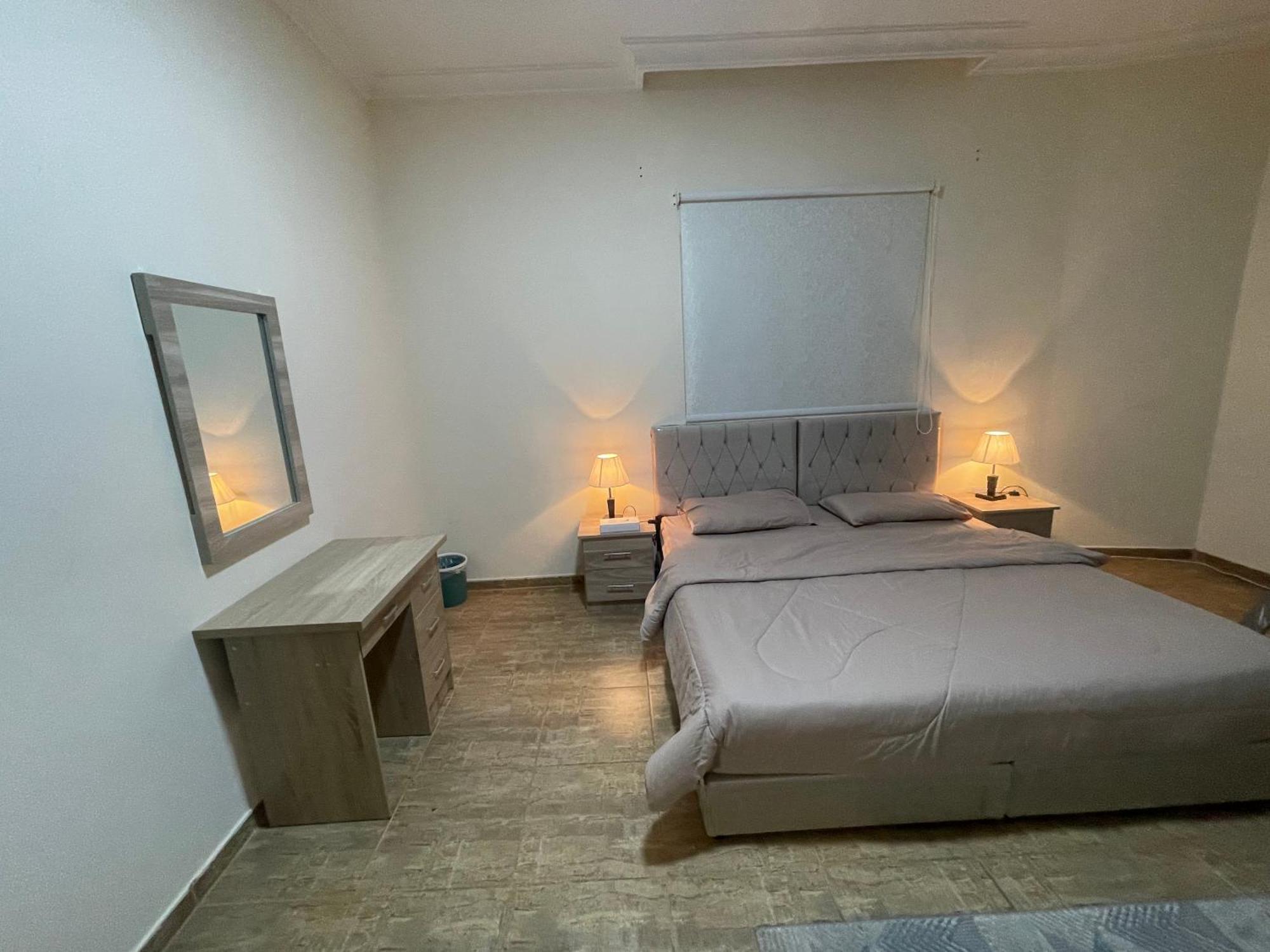شقق الفتح الخاصة 2 Al Fath Private Apartments 메디나 외부 사진